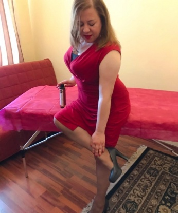 💋 Живу в Москве и предлагаю интимные услуги, которые переносят нас в мир незабываемого блаженства. 😉 Мои возможности безграничны, я готова поразить тебя своим умением и страстными ласками. Мои отзывы говорят сами за себя – мои клиенты остаются довольными и возвращаются к моему нежному прикосновению. 🌟 Посмотри мои фото – мои изысканные черты лица и соблазнительная фигура заставят тебя жаждать меня. 😍 Так что, если ты ищешь в Москве незабываемые встречи, я буду ждать тебя. Давай окунемся в мир страсти и наслаждения вместе! 💫 Алиса